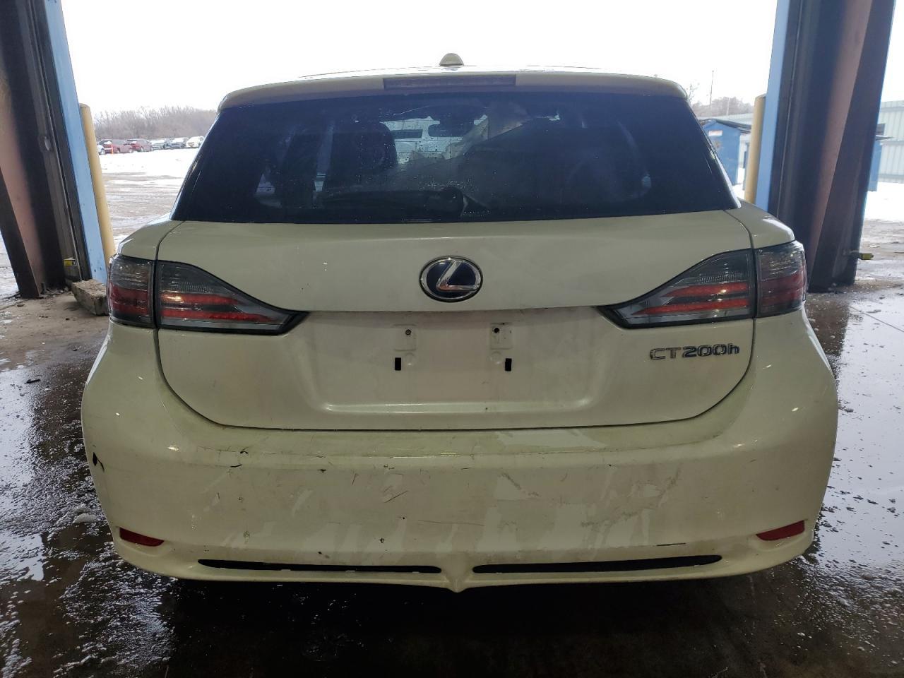 2013 LEXUS CT 200 - Фото 6