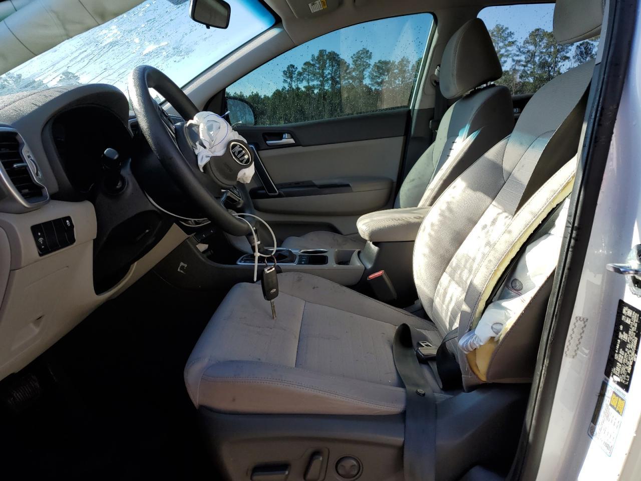 2017 KIA SPORTAGE L - Image 7