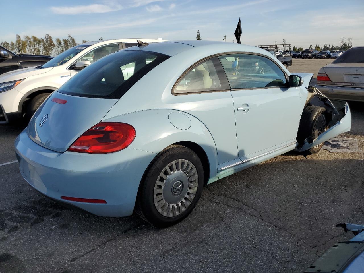 2015 VOLKSWAGEN BEETLE 1.8 - Фото 3