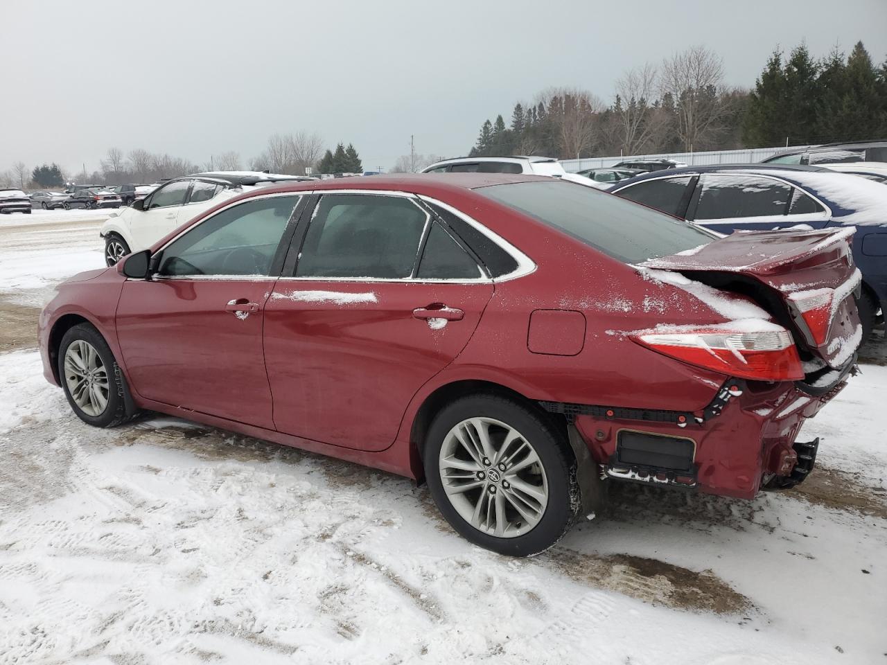 2015 TOYOTA CAMRY LE - Image 2