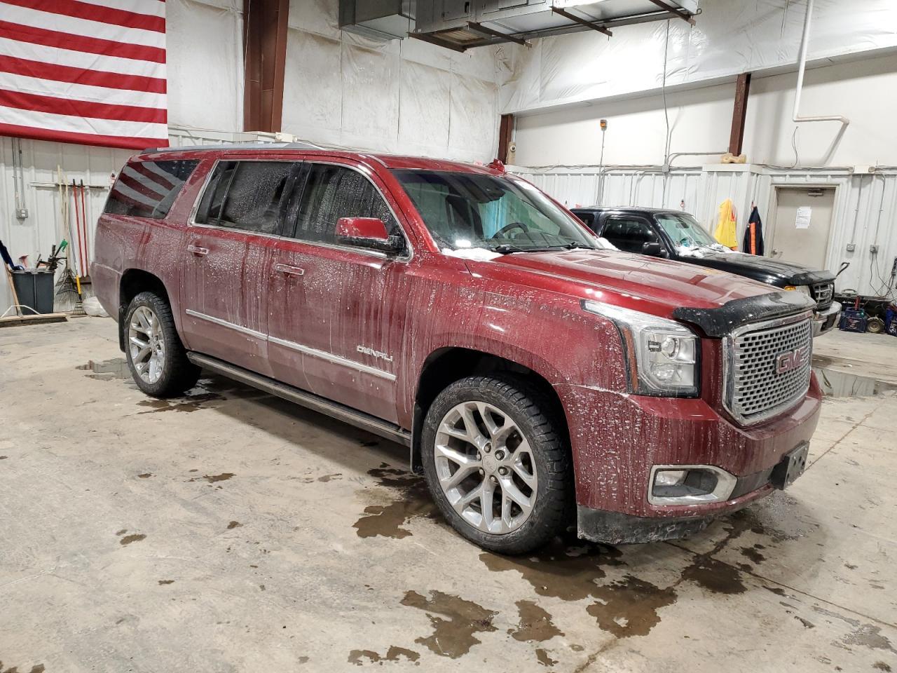 2016 GMC YUKON XL D - Фото 4