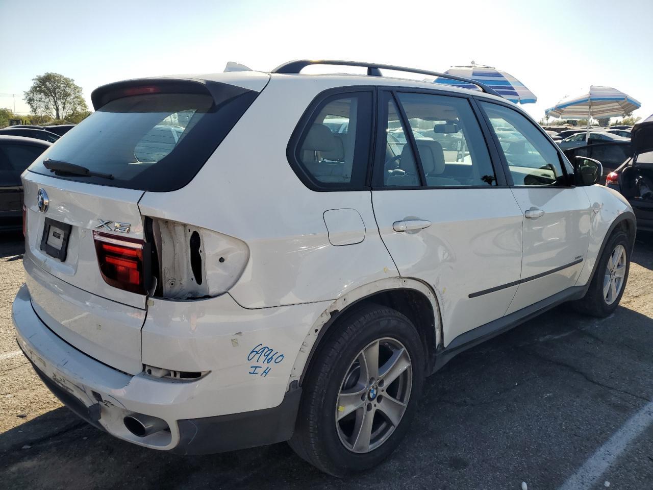 2013 BMW X5 XDRIVE3 - Фото 3