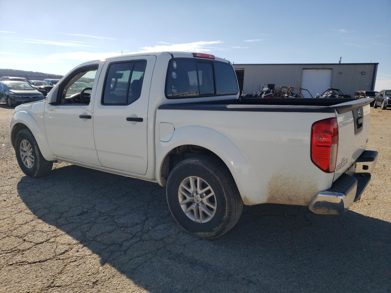 2019 NISSAN FRONTIER S - Фото 2
