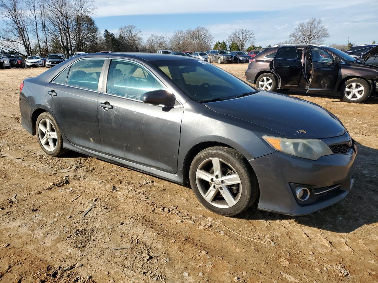 2013 TOYOTA CAMRY L - Image 4