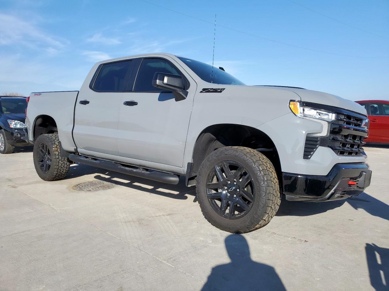 2024 CHEVROLET SILVERADO - Фото 4