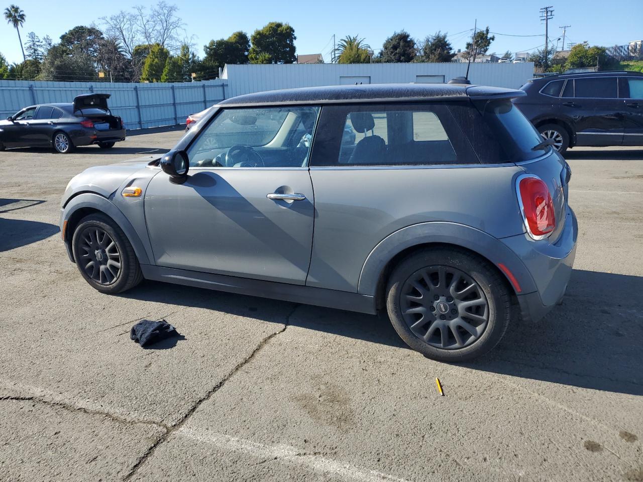 2017 MINI COOPER - Фото 2