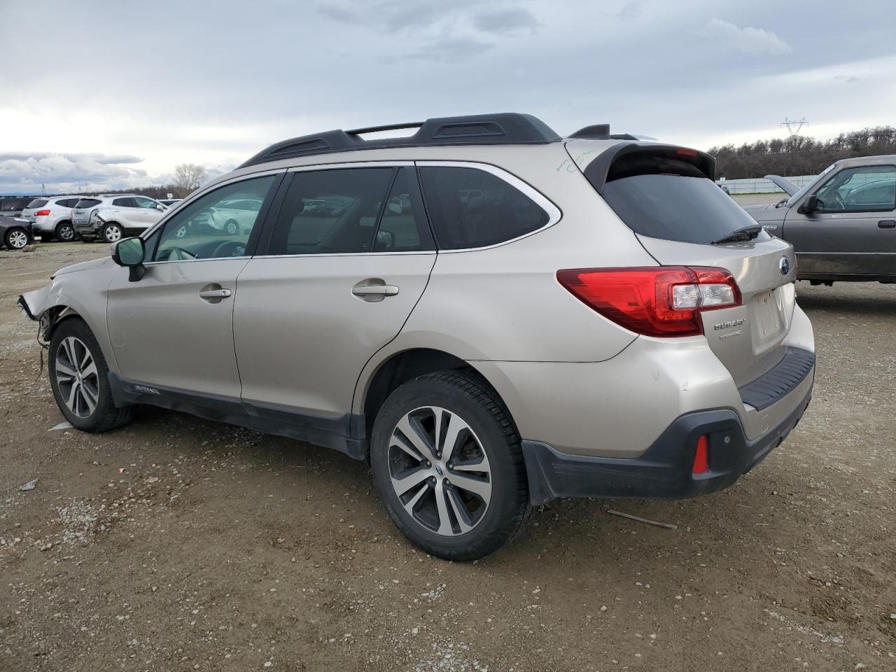 2018 SUBARU OUTBACK 3. - Фото 2