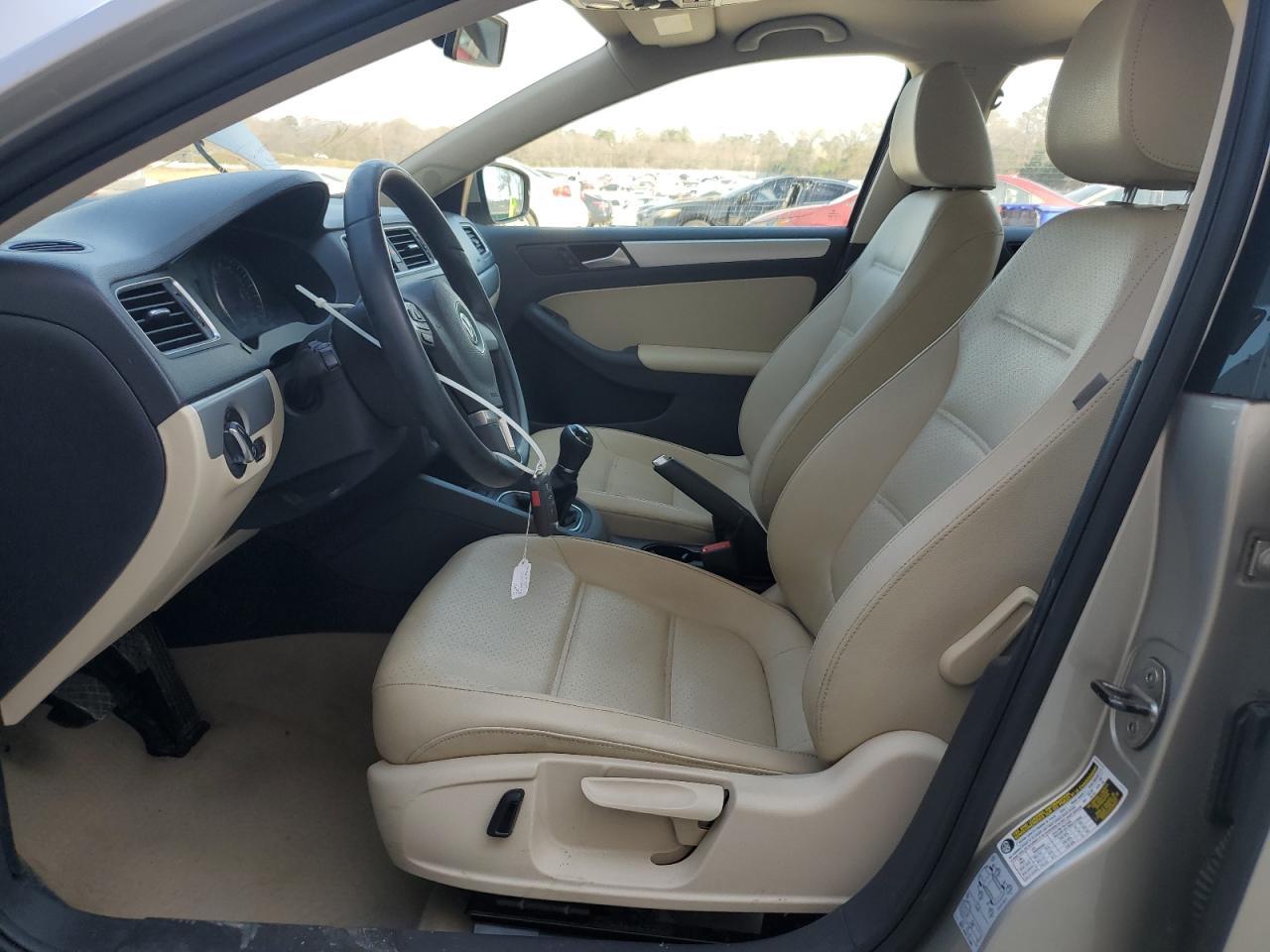 2014 VOLKSWAGEN JETTA SE - Image 7