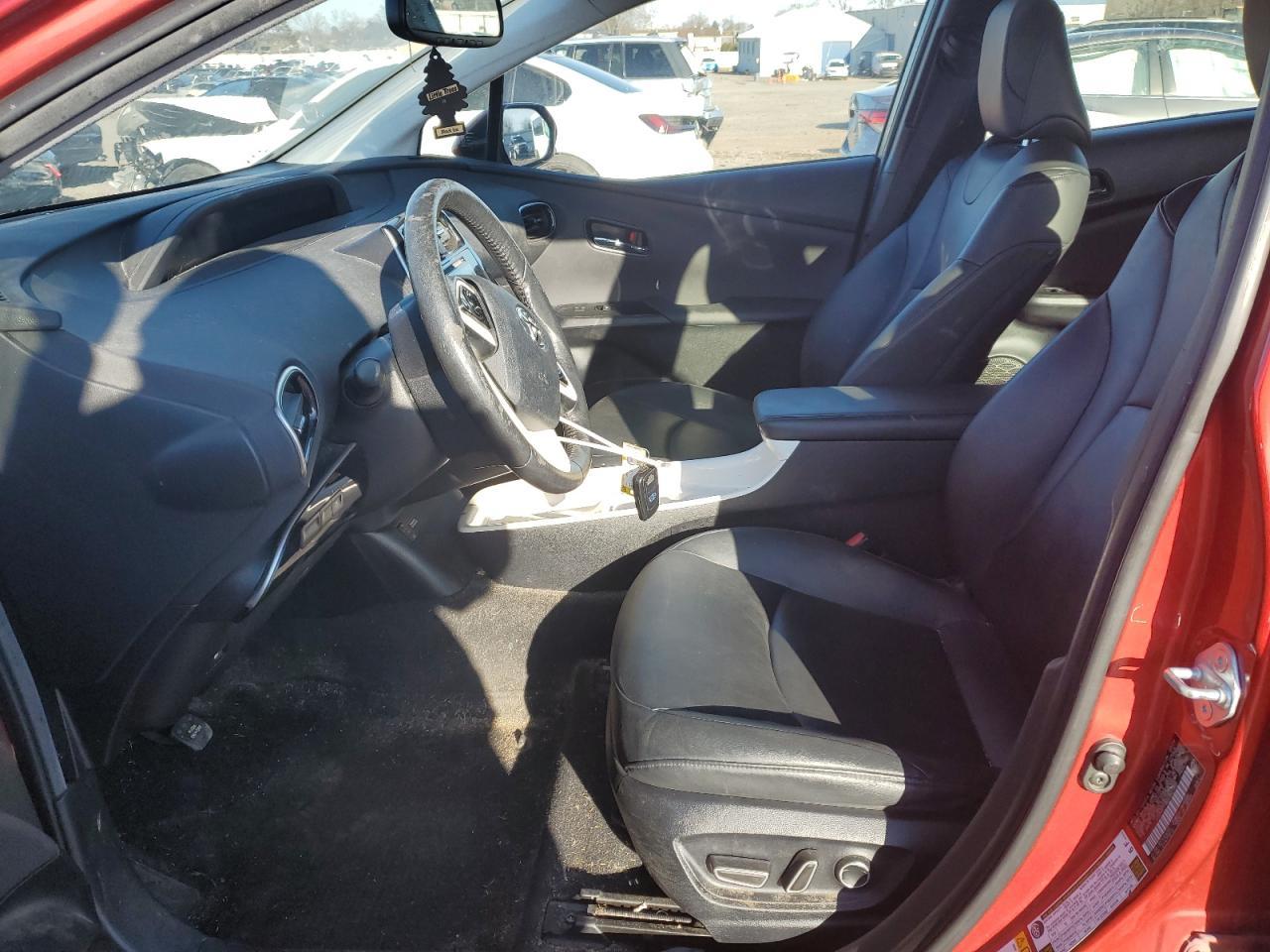 2016 TOYOTA PRIUS - Image 7
