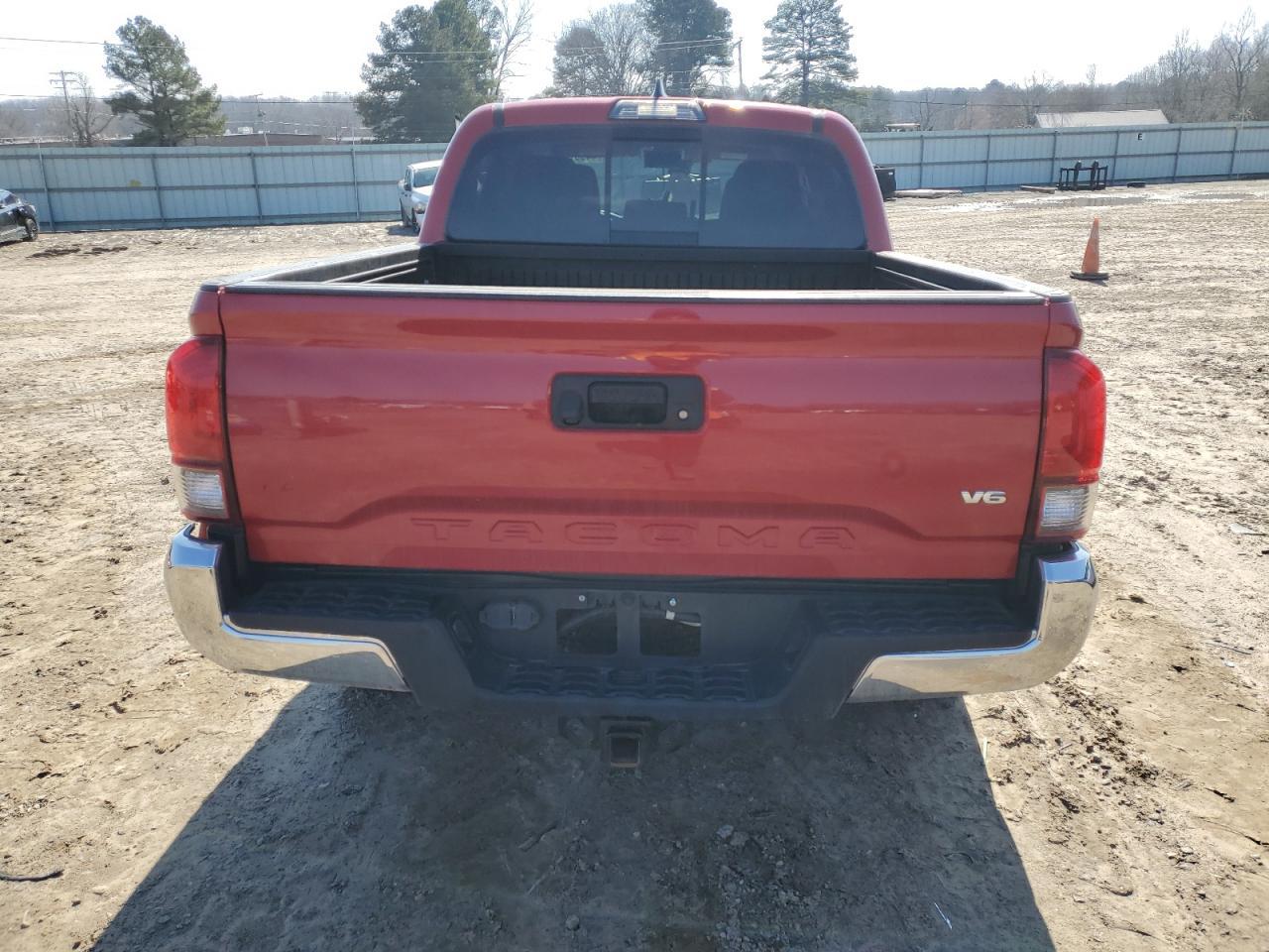 2018 TOYOTA TACOMA DOU - Фото 6