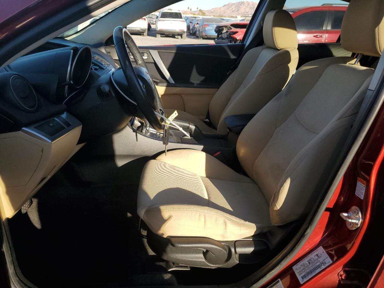 2010 MAZDA 3 S - Фото 7