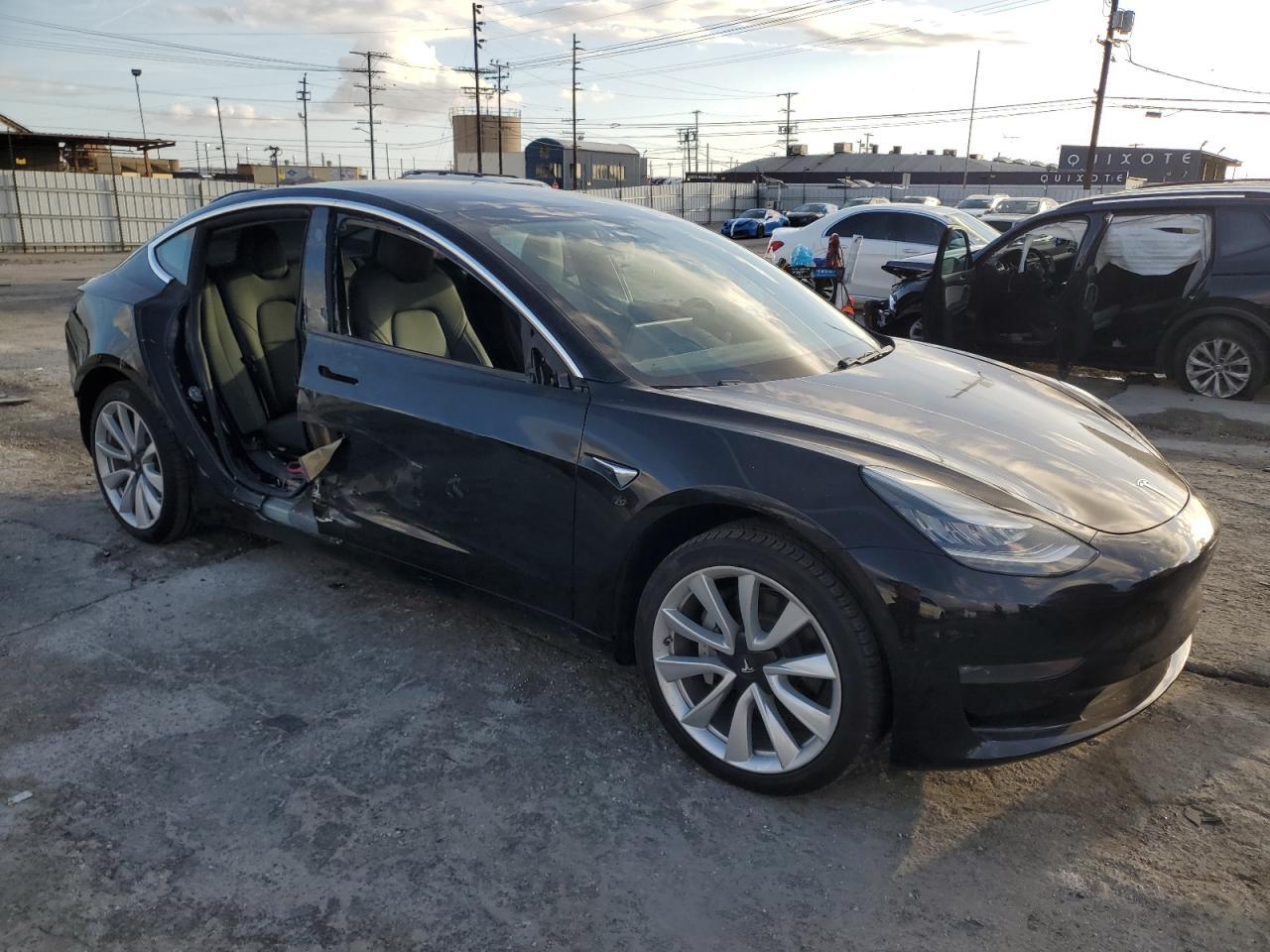 2019 TESLA MODEL 3 - Image 4