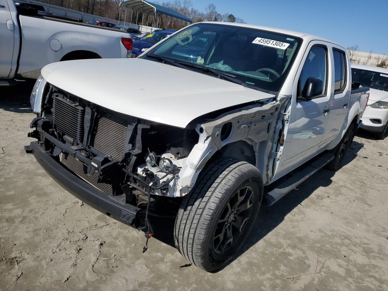 2019 NISSAN FRONTIER S