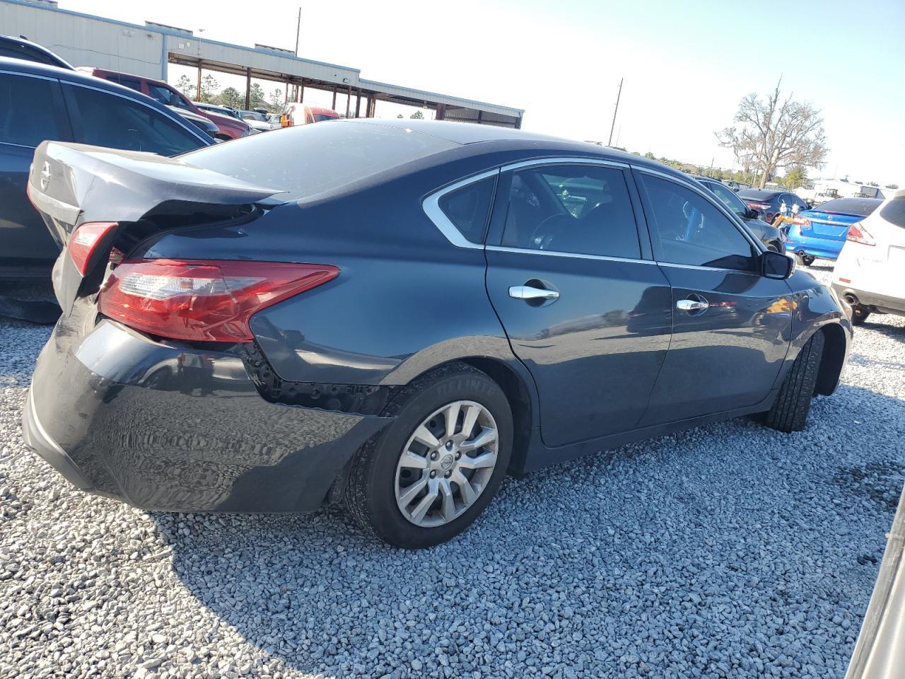 2018 NISSAN ALTIMA 2.5 - Фото 3