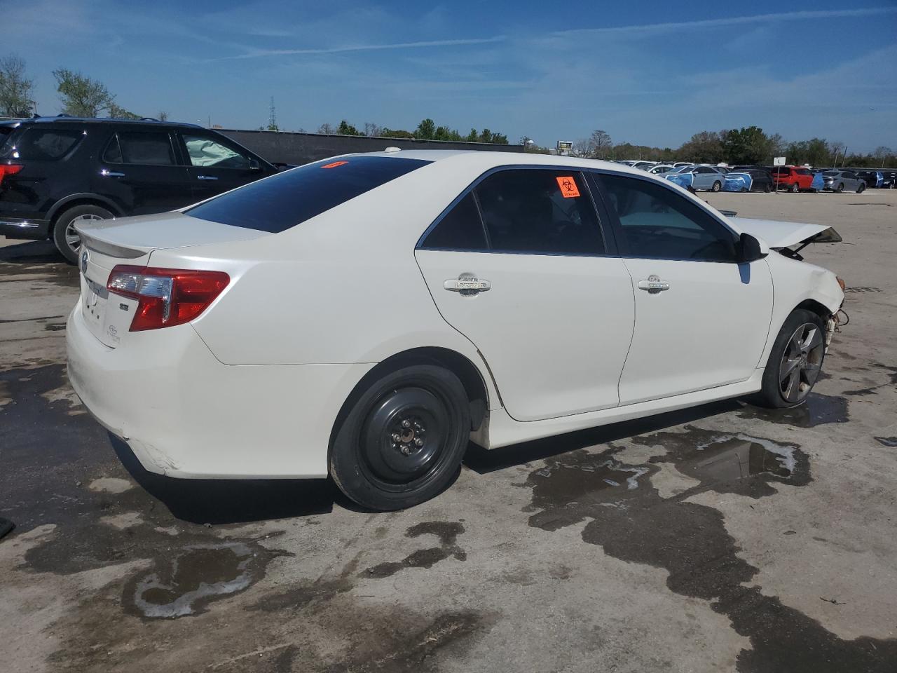 2012 TOYOTA CAMRY SE S - Image 3