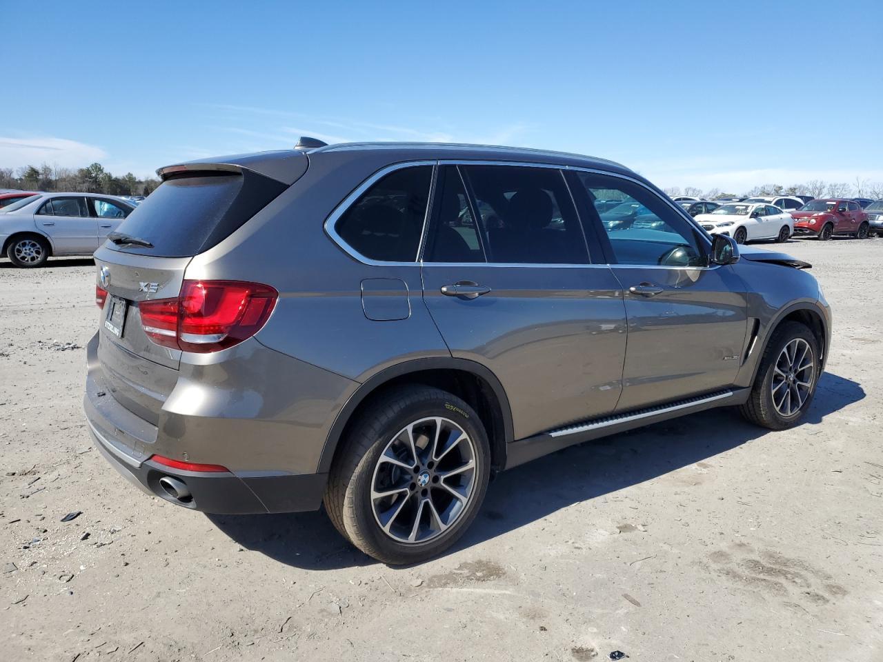 2017 BMW X5 XDRIVE3 - Фото 3