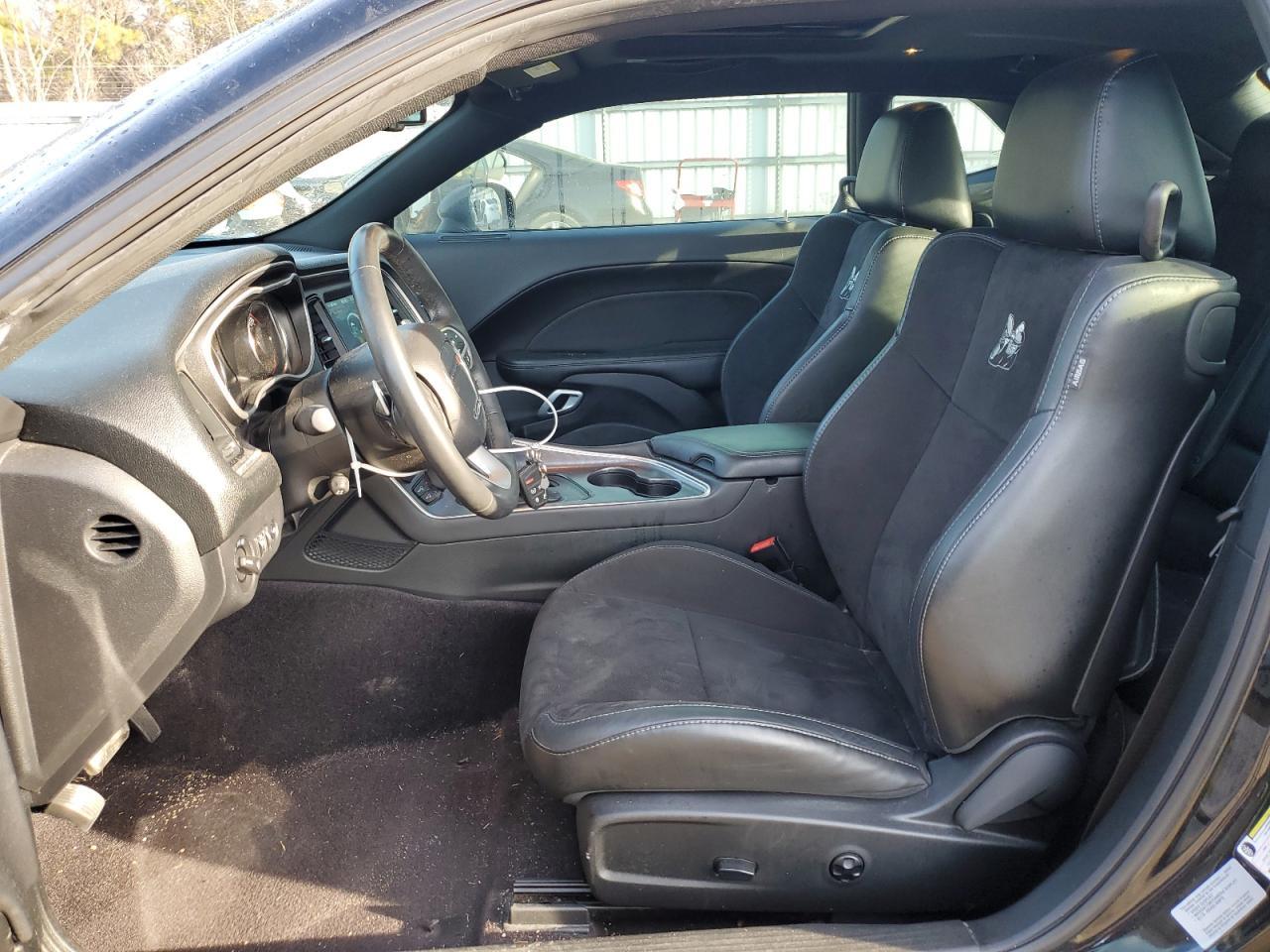 2017 DODGE CHALLENGER - Image 7