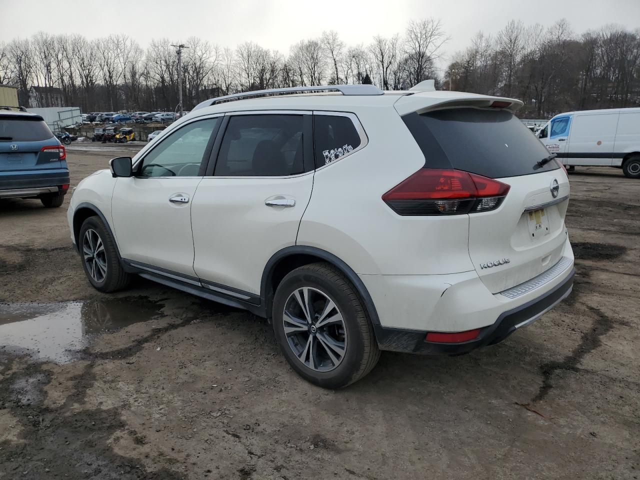 2018 NISSAN ROGUE S - Фото 2