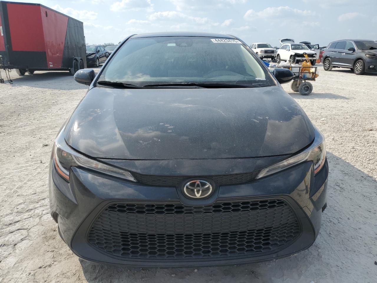 2020 TOYOTA COROLLA LE - Фото 5
