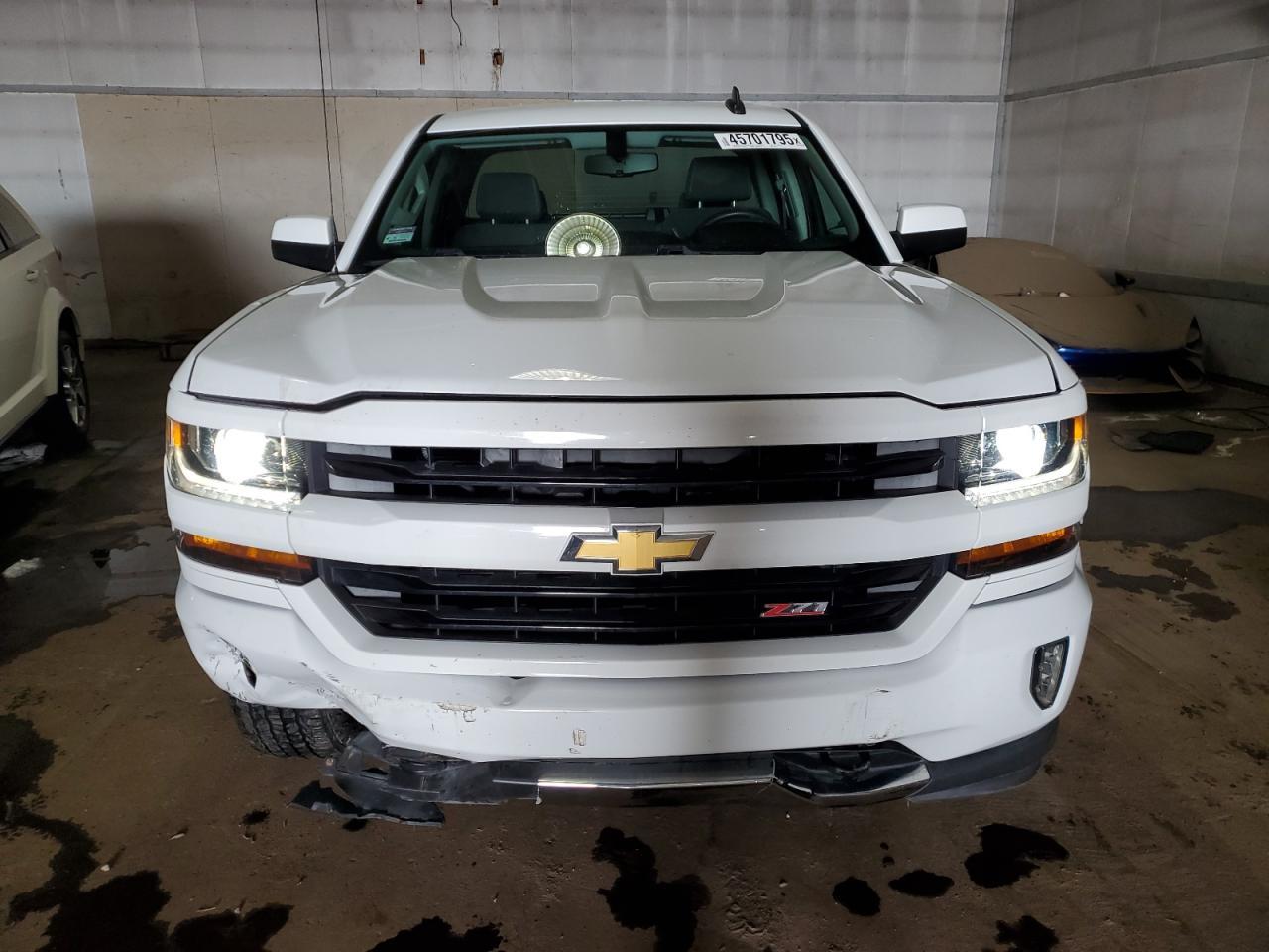 2016 CHEVROLET SILVERADO - Image 5