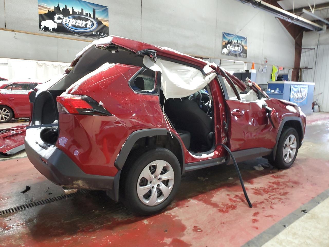 2023 TOYOTA RAV4 LE - Фото 3
