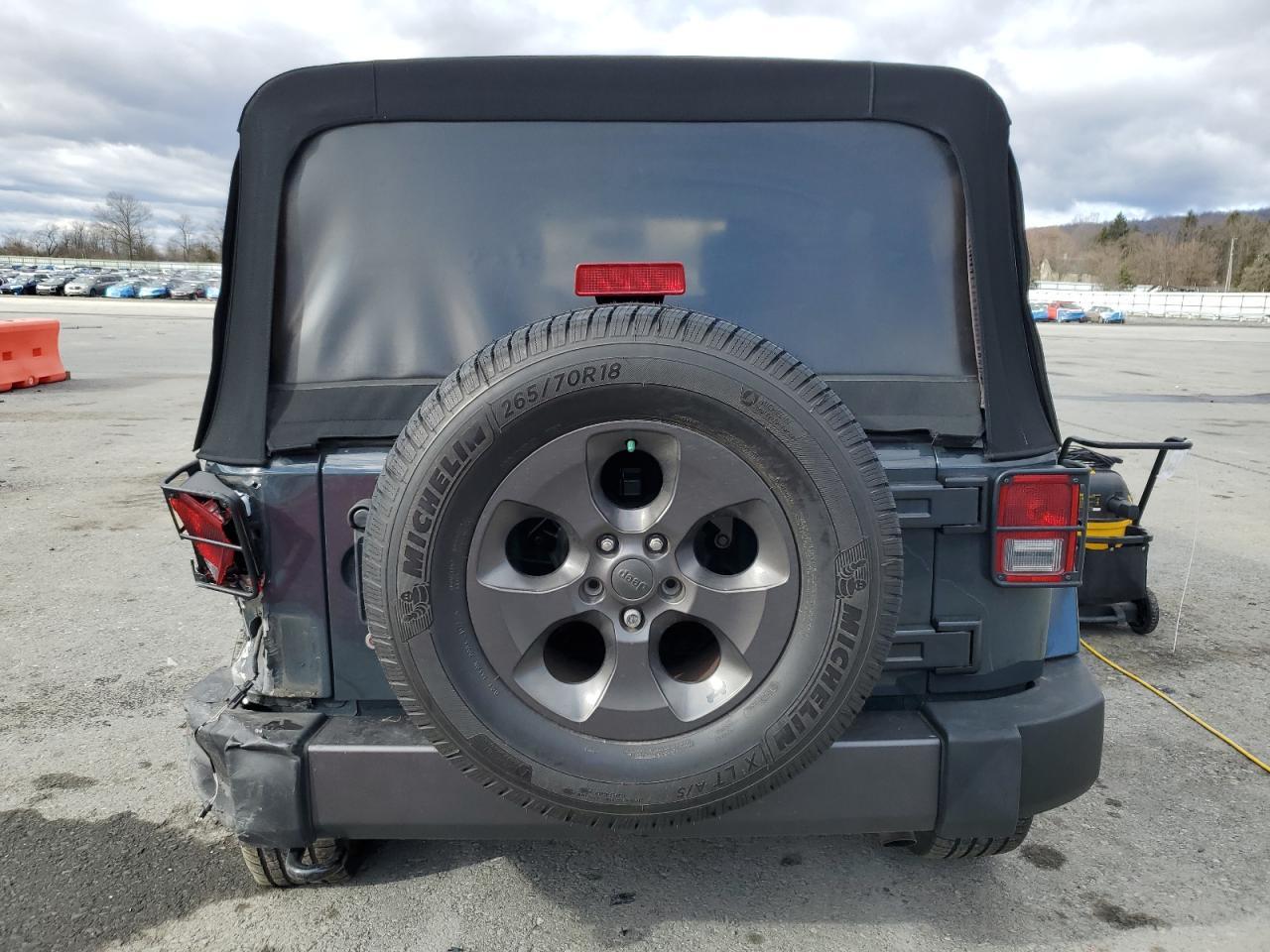 2017 JEEP WRANGLER U - Фото 6