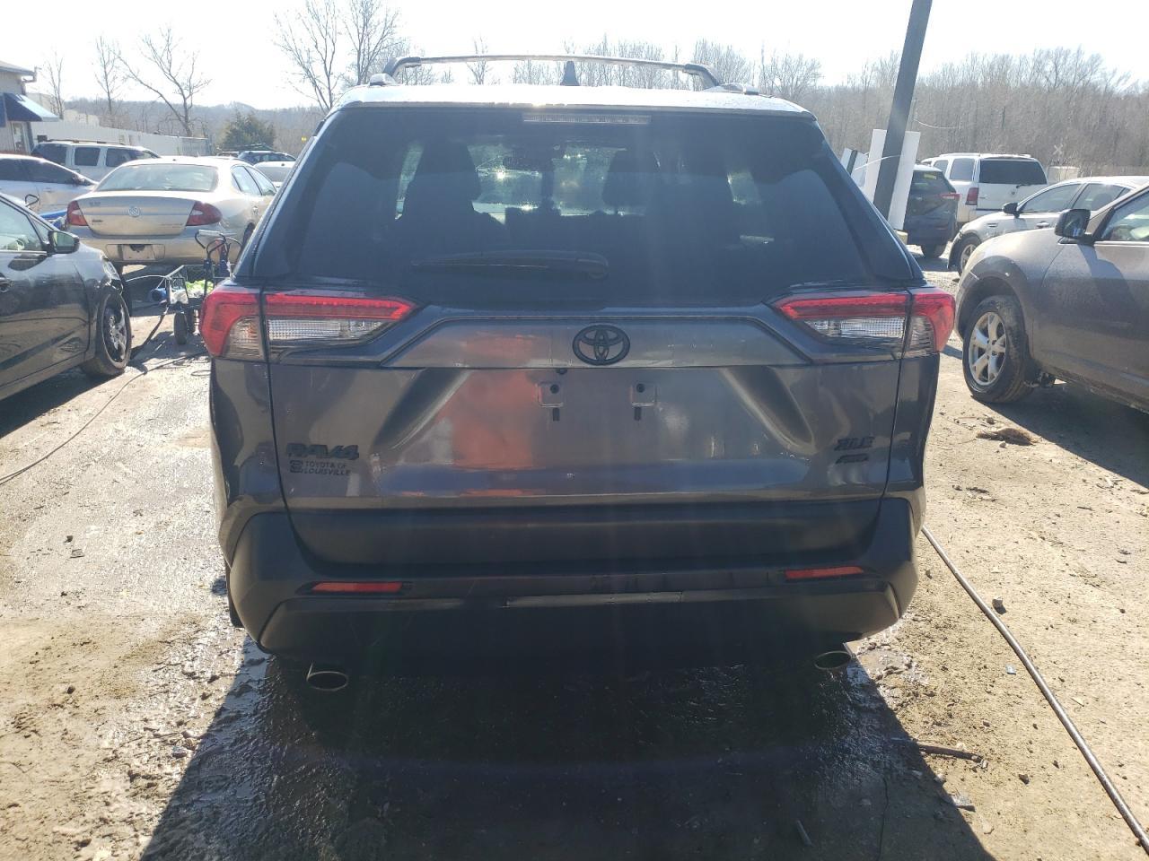2024 TOYOTA RAV4 XLE P - Image 6