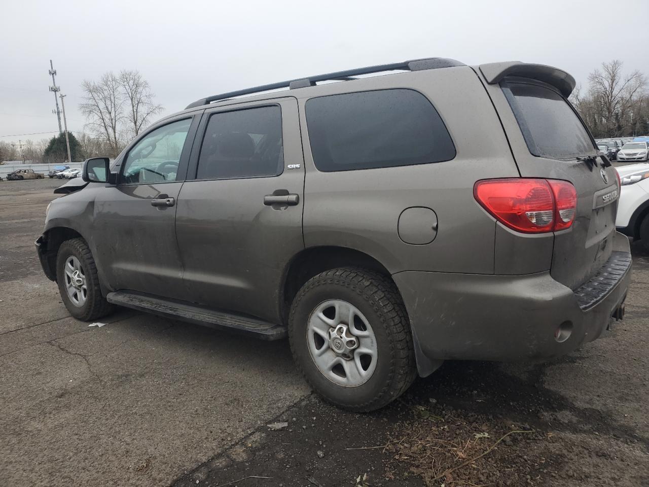 2014 TOYOTA SEQUOIA SR - Фото 2
