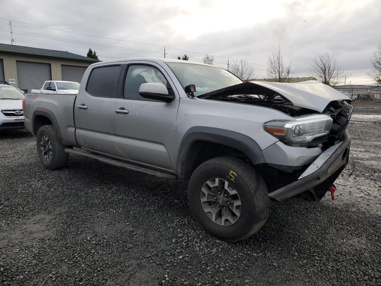 2017 TOYOTA TACOMA DOU - Фото 4
