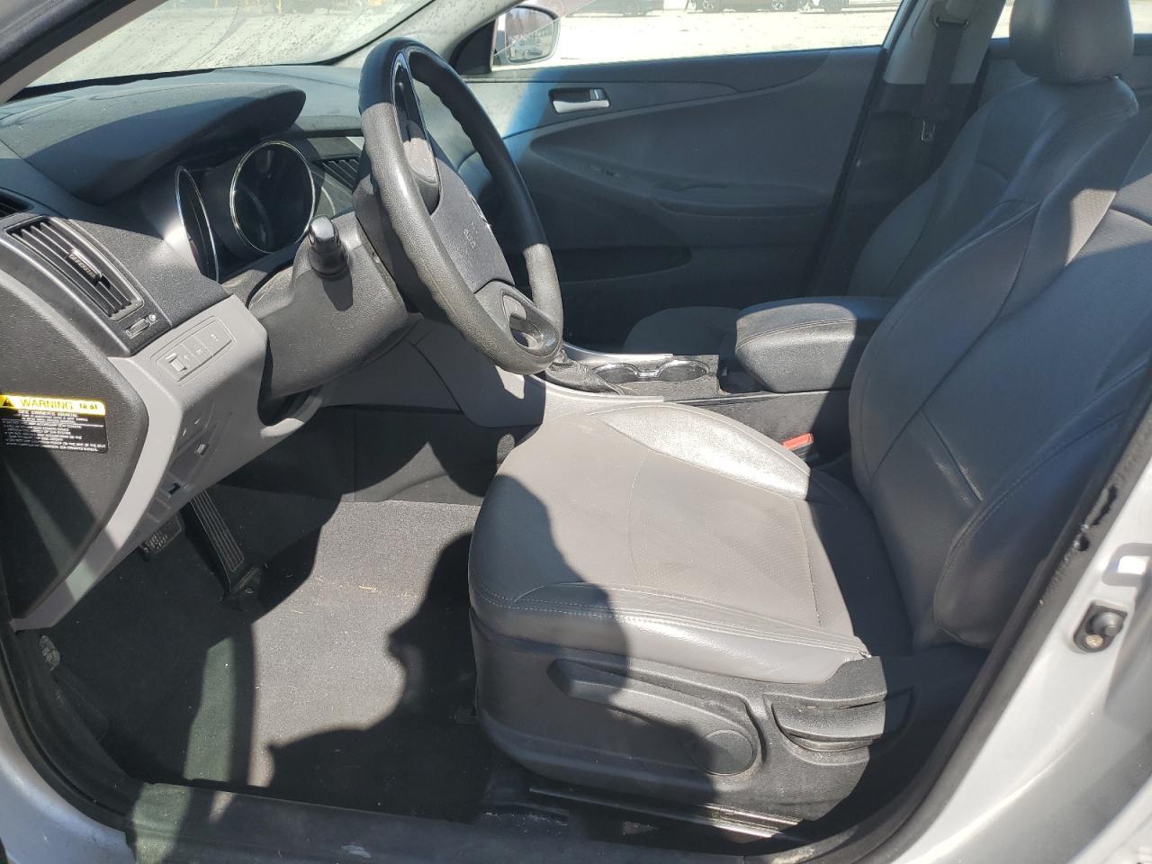 2011 HYUNDAI SONATA GLS - Image 7
