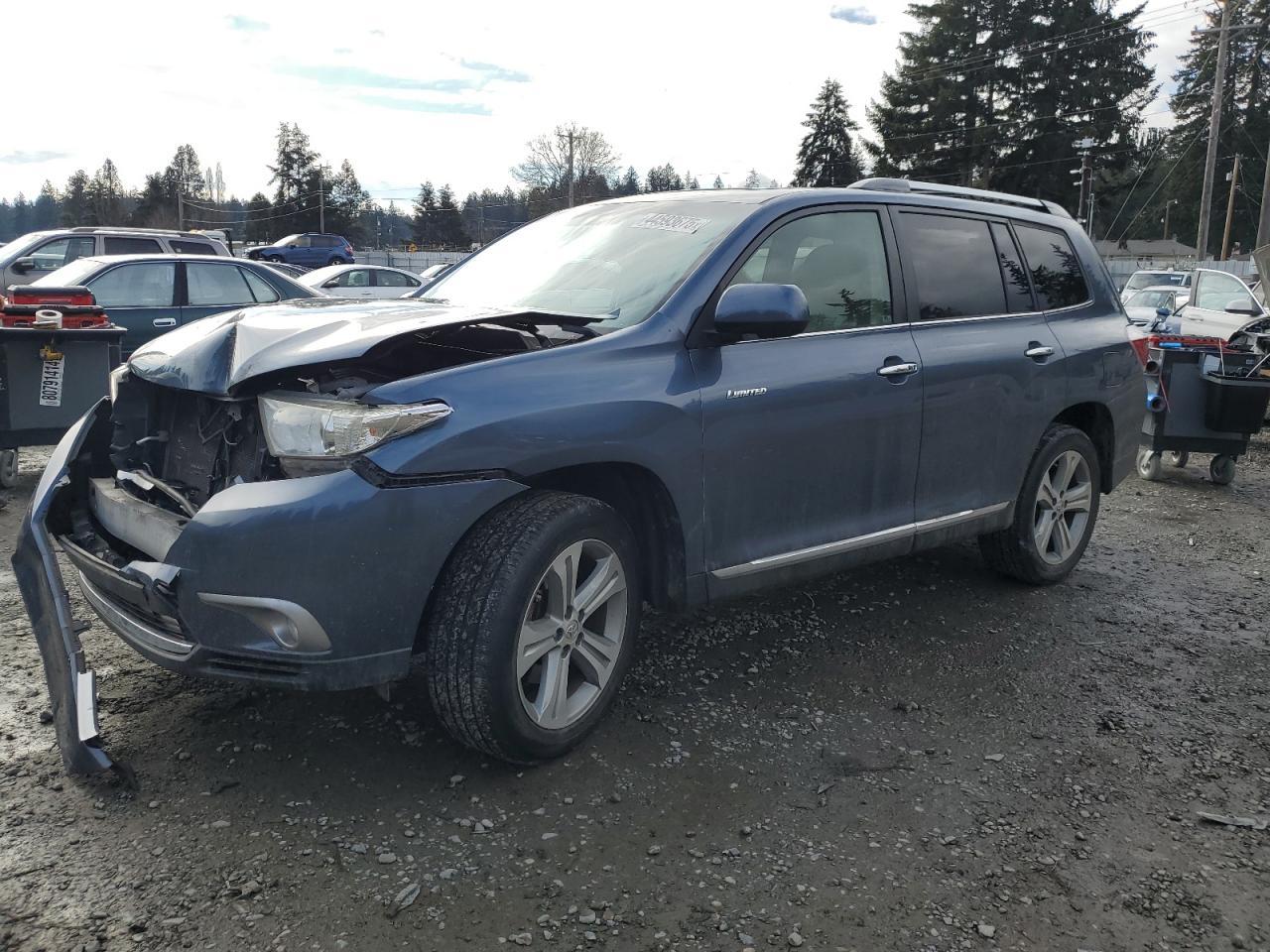 2011 TOYOTA HIGHLANDER