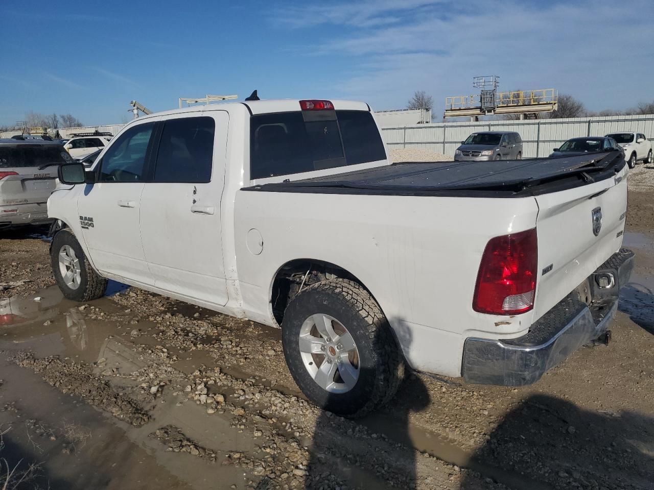 2019 RAM 1500 CLASS - Image 2