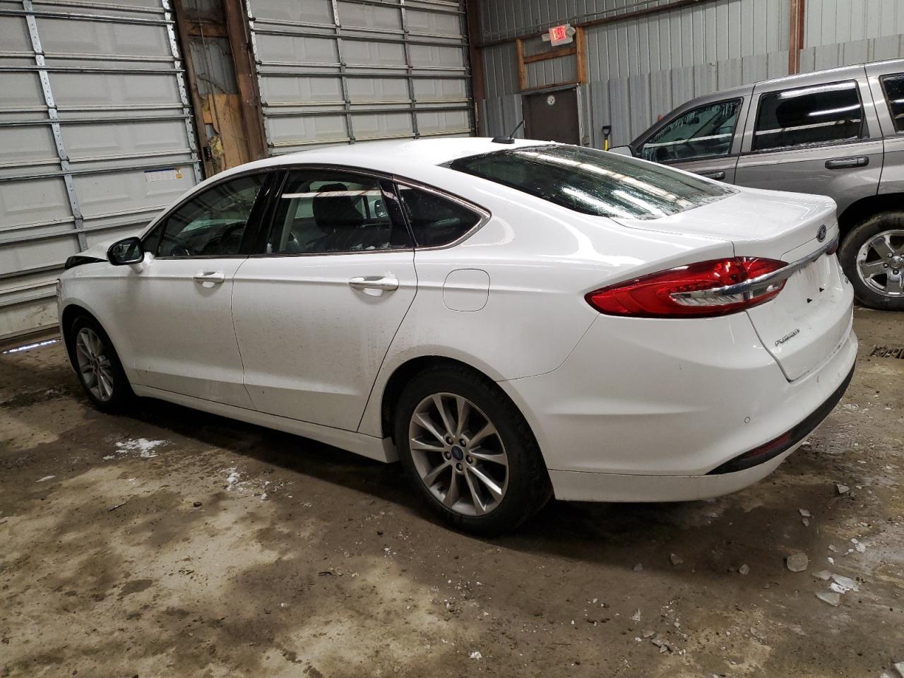 2017 FORD FUSION SE - Фото 2