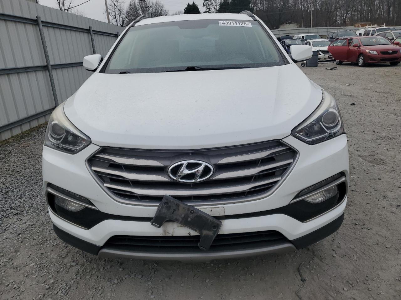 2017 HYUNDAI SANTA FE S - Image 5