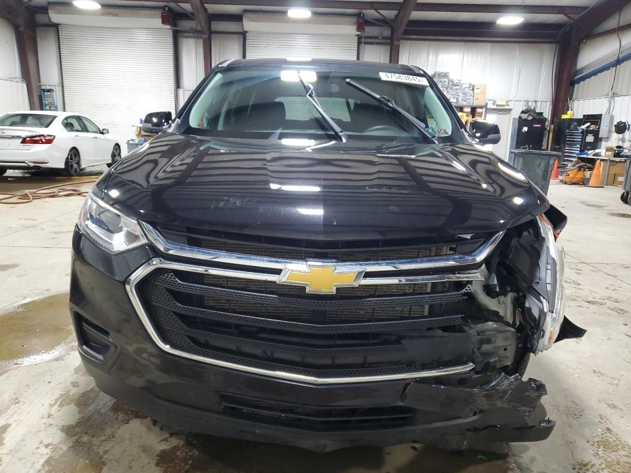 2021 CHEVROLET TRAVERSE L - Фото 5