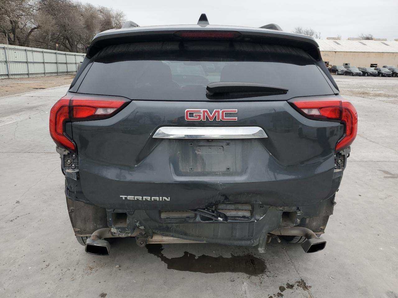2018 GMC TERRAIN SL - Image 6