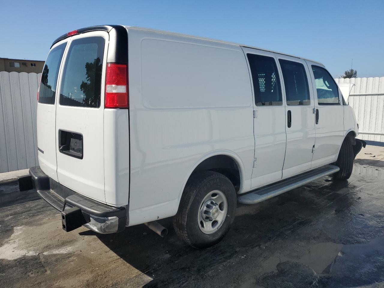 2024 CHEVROLET EXPRESS G2 - Image 3