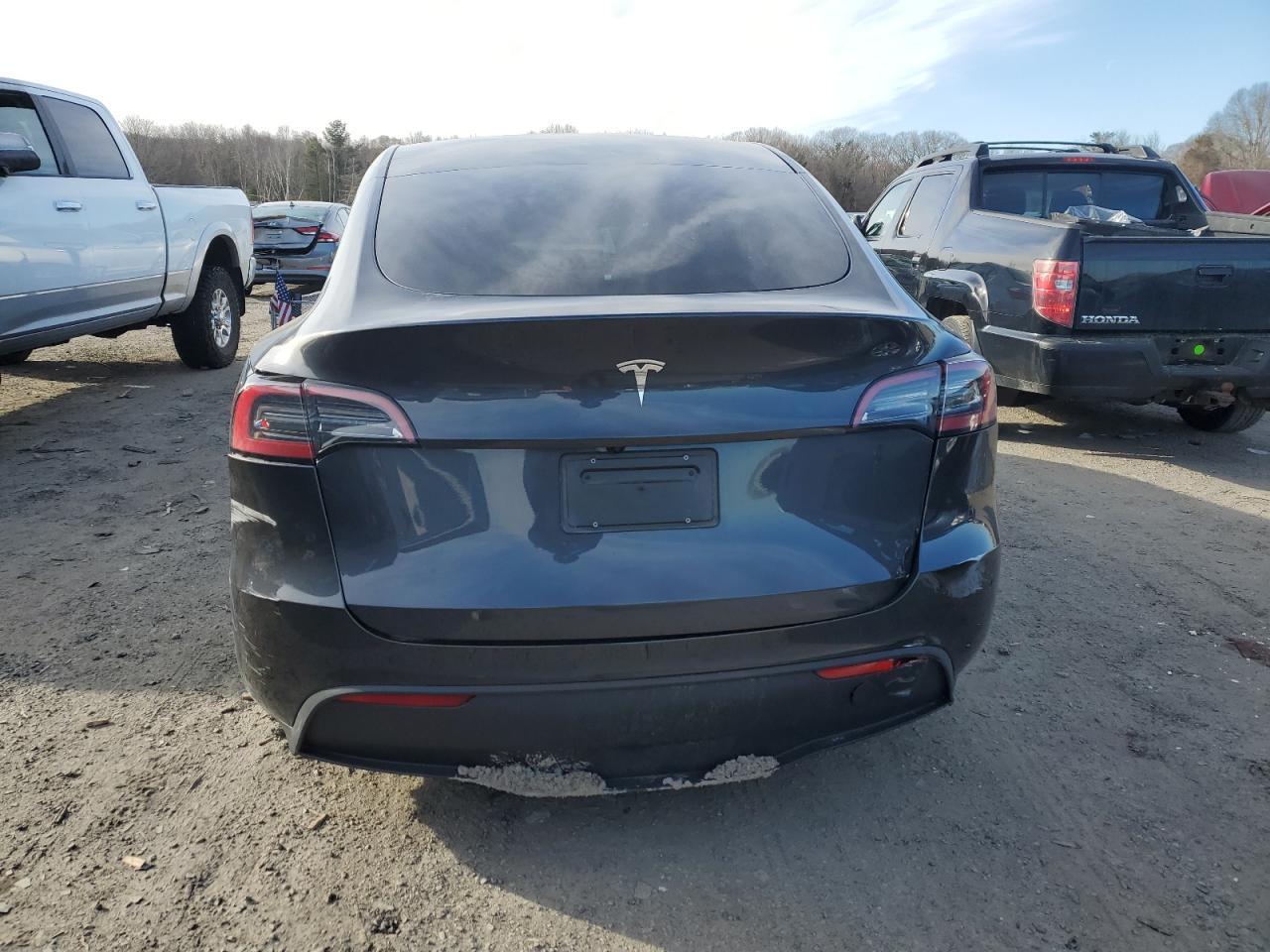 2024 TESLA MODEL Y - Image 6