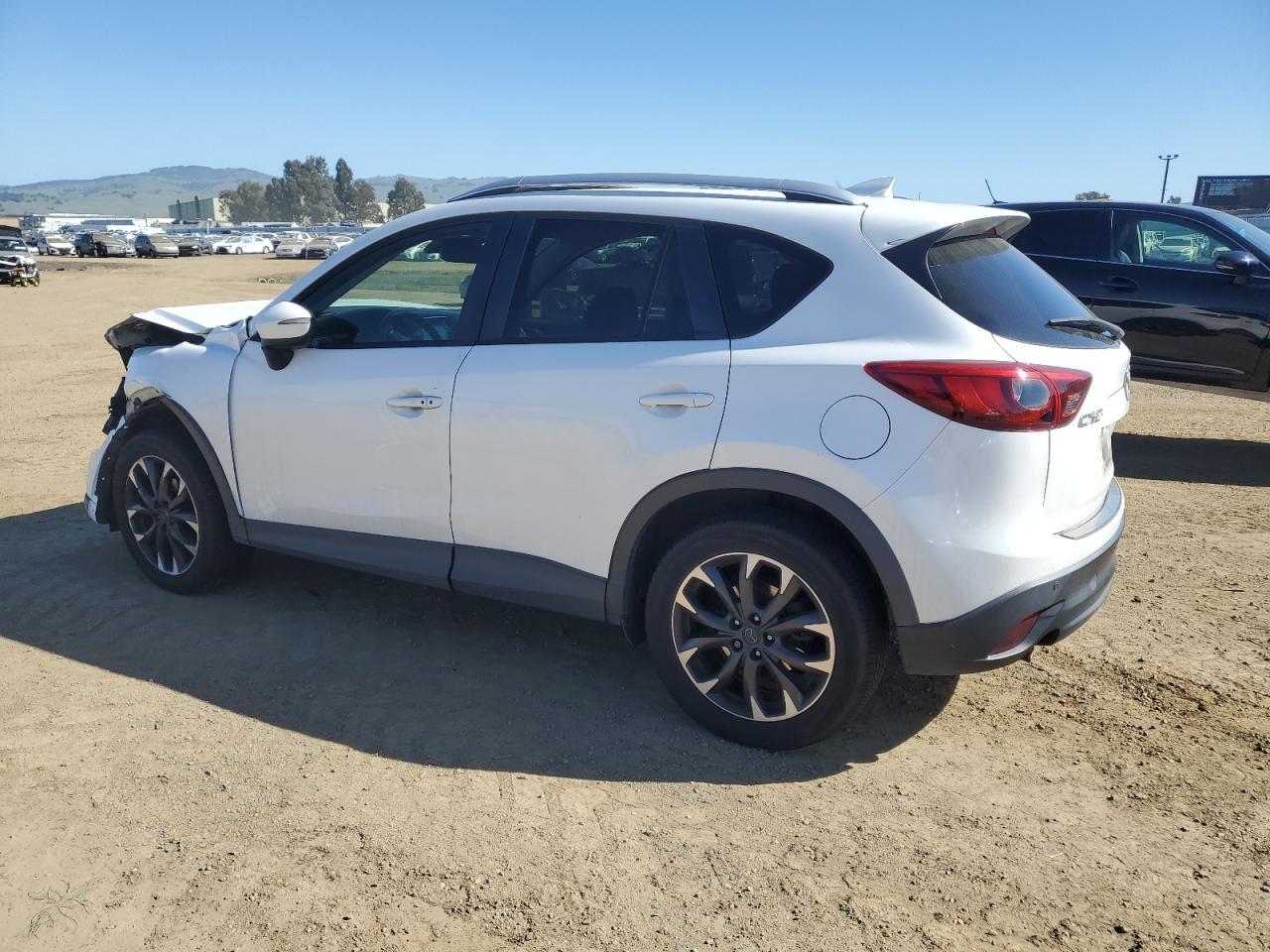 2016 MAZDA CX-5 GT - Image 2