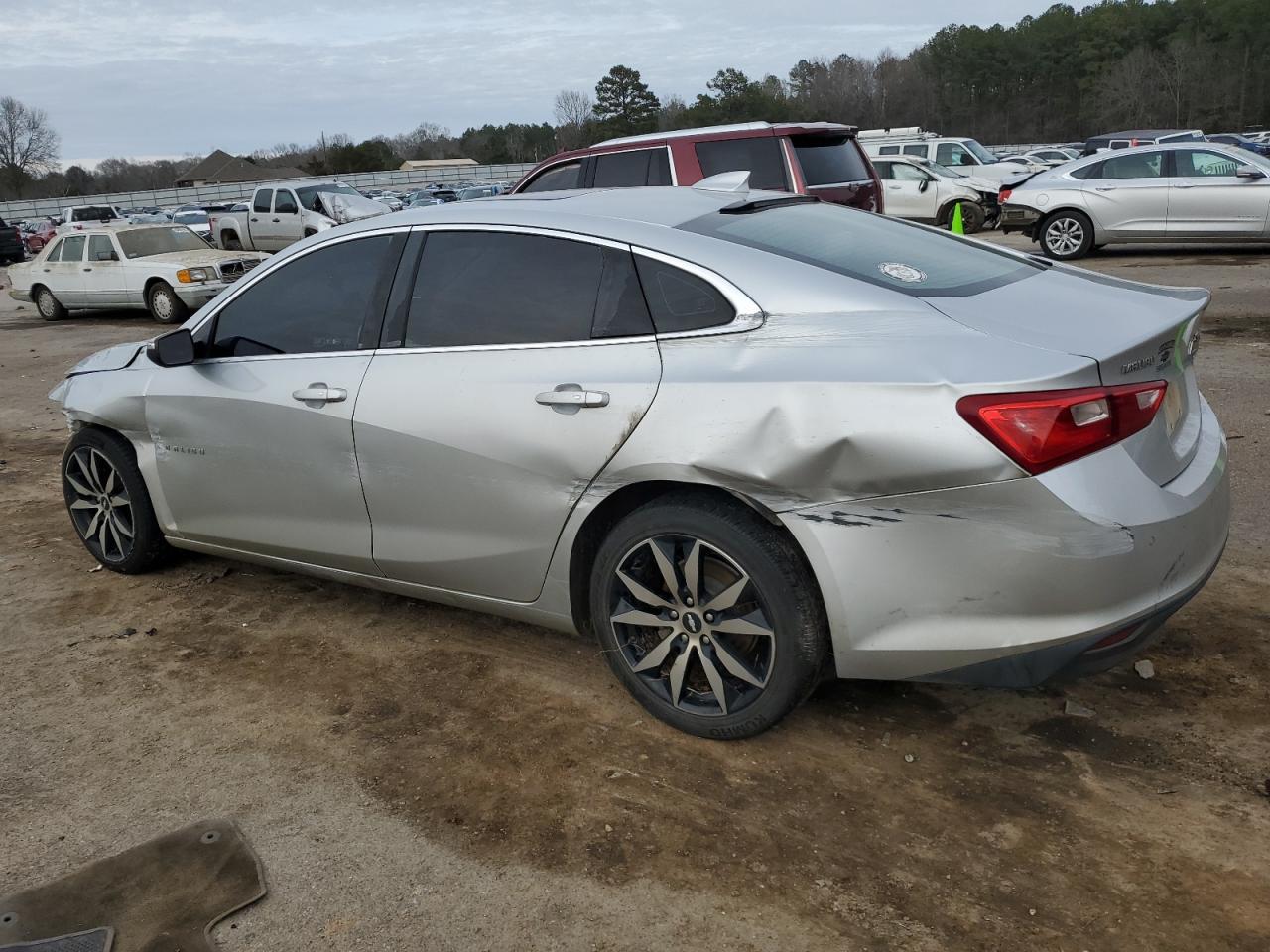 2017 CHEVROLET MALIBU LT - Image 2