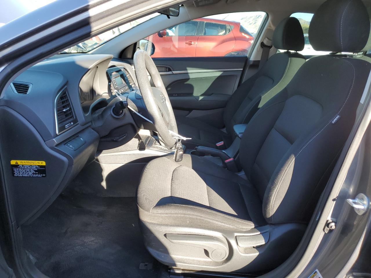 2018 HYUNDAI ELANTRA SE - Image 7