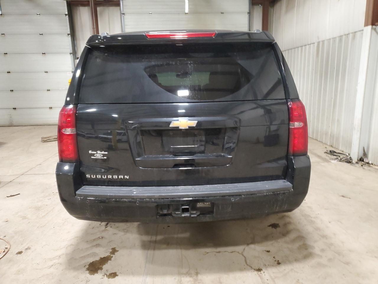 2017 CHEVROLET SUBURBAN K - Фото 6