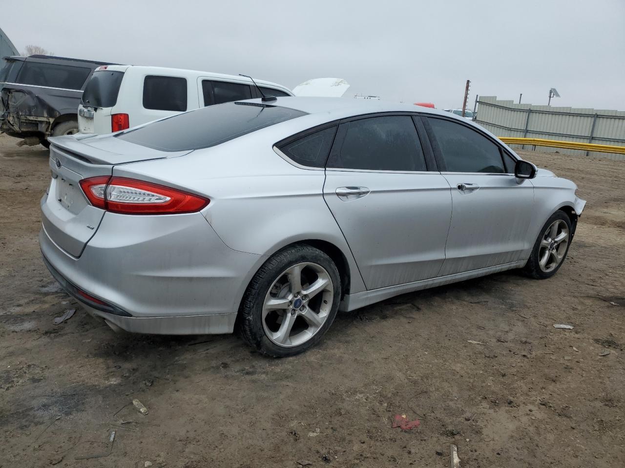 2013 FORD FUSION SE - Image 3