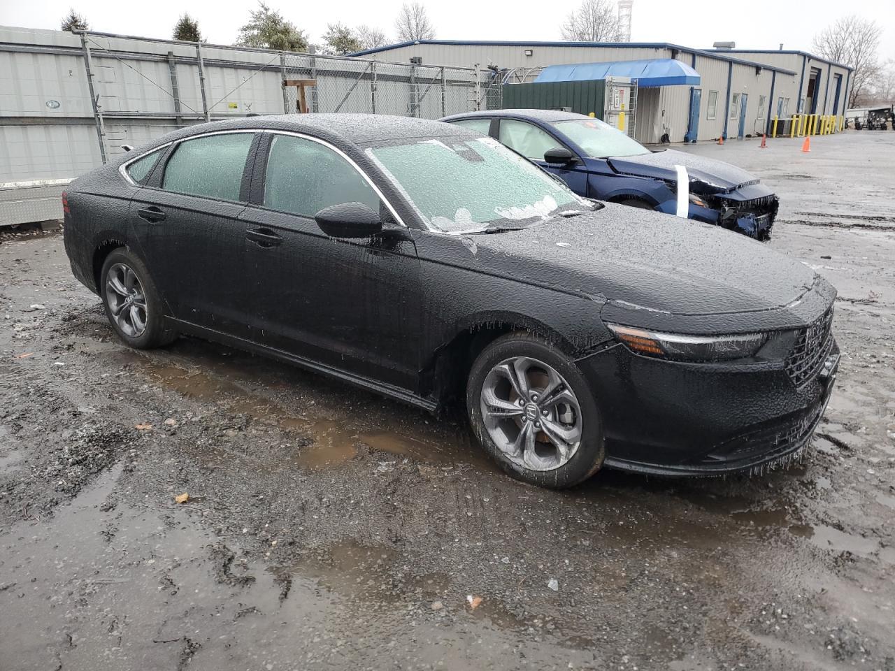 2024 HONDA ACCORD EX - Image 4