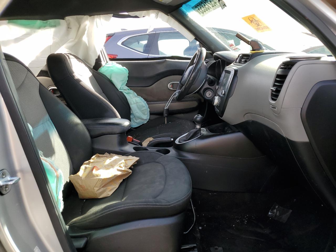 2019 KIA SOUL + - Image 7