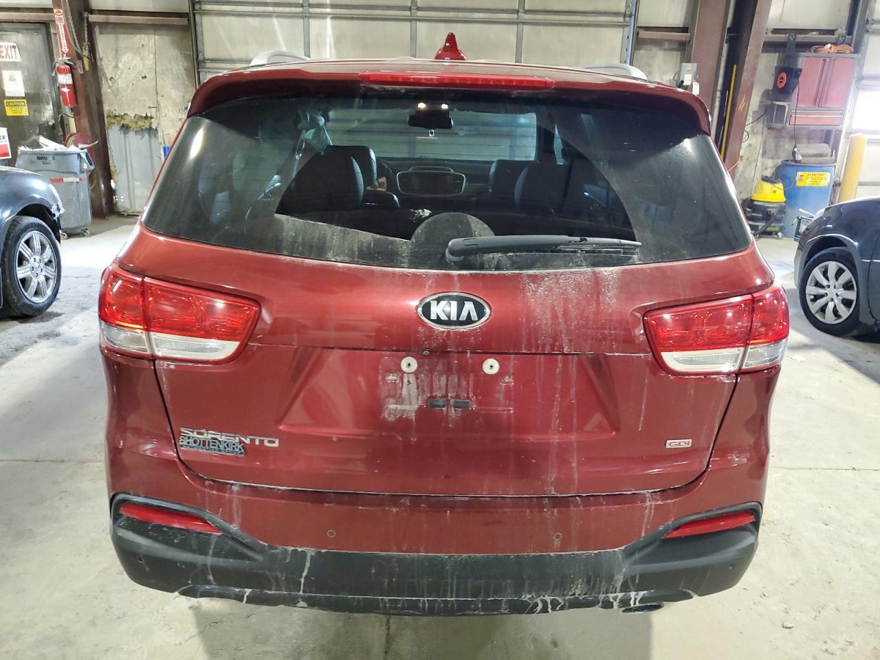 2017 KIA SORENTO LX - Фото 6