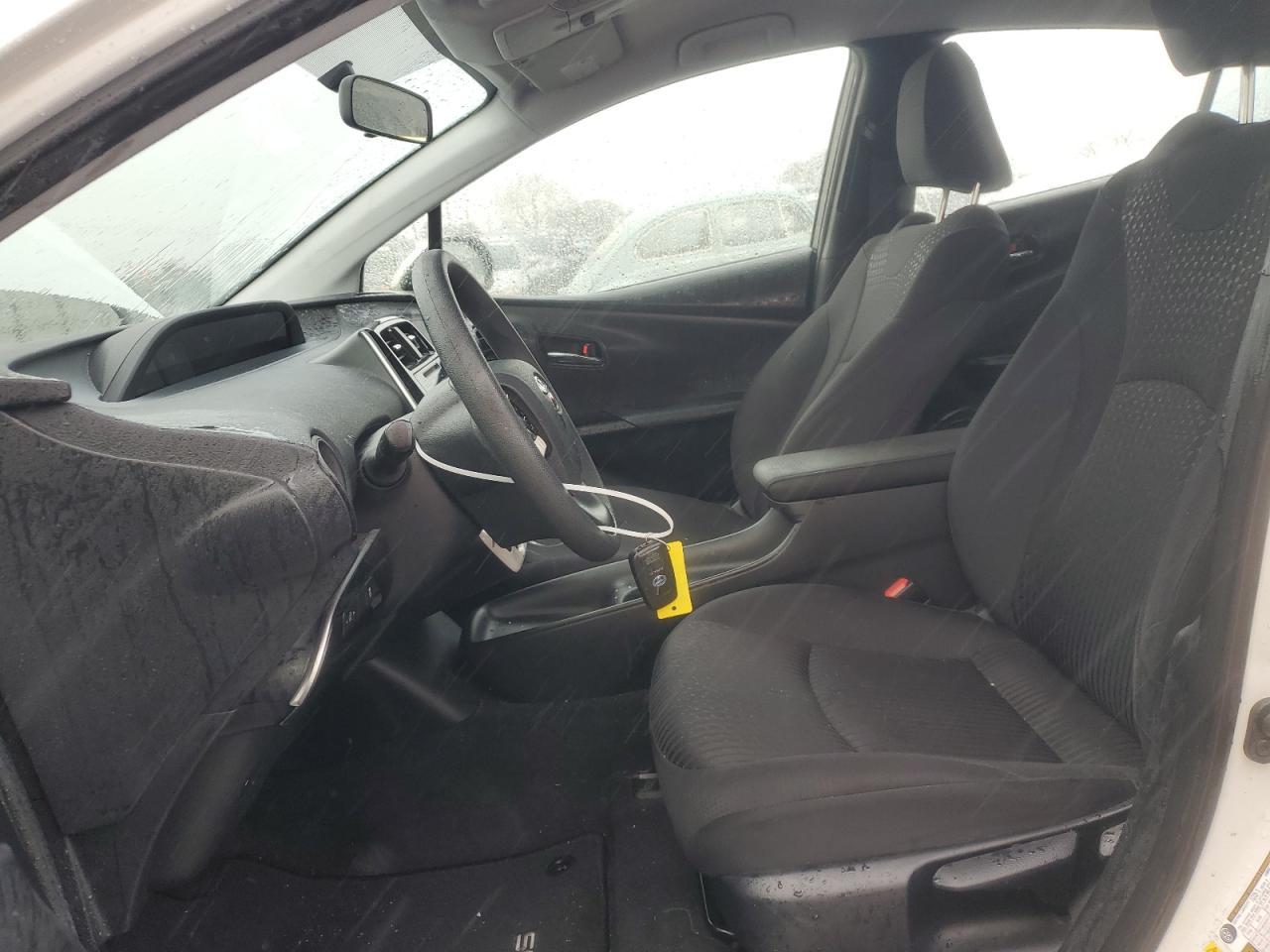 2016 TOYOTA PRIUS - Image 7
