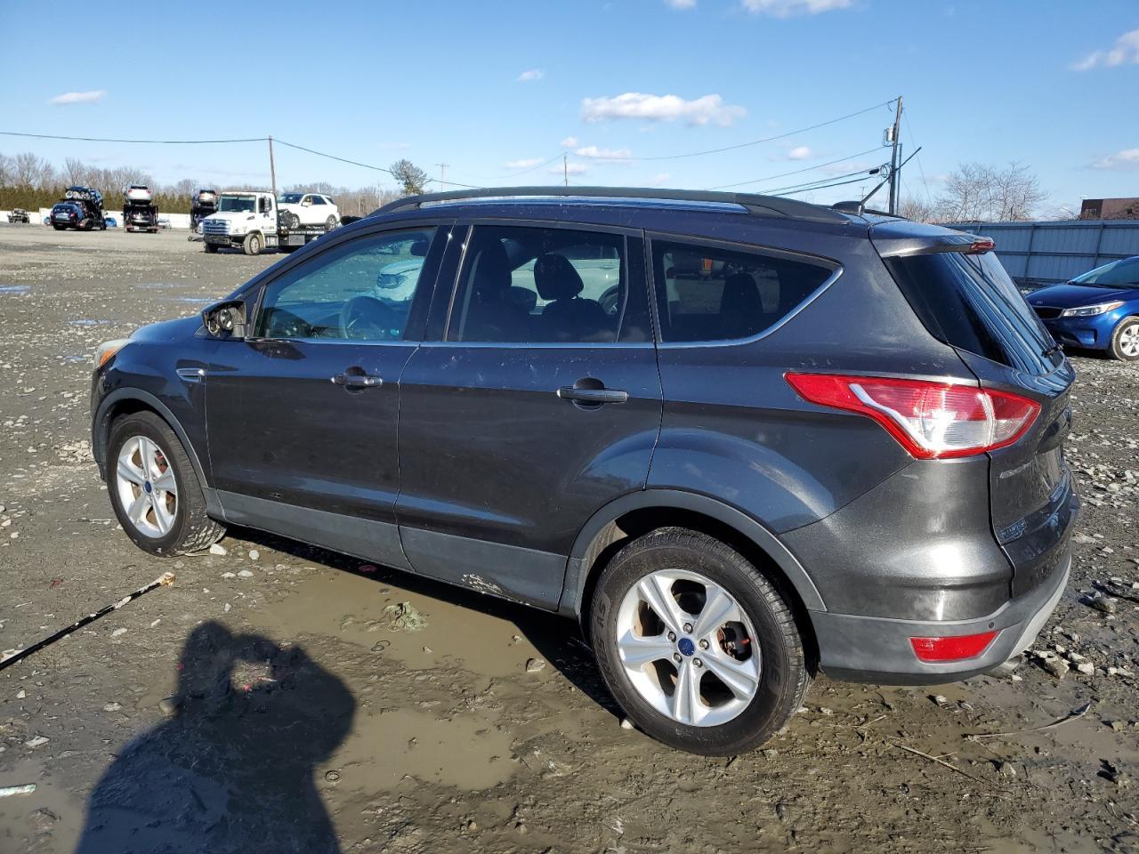 2015 FORD ESCAPE SE - Image 2
