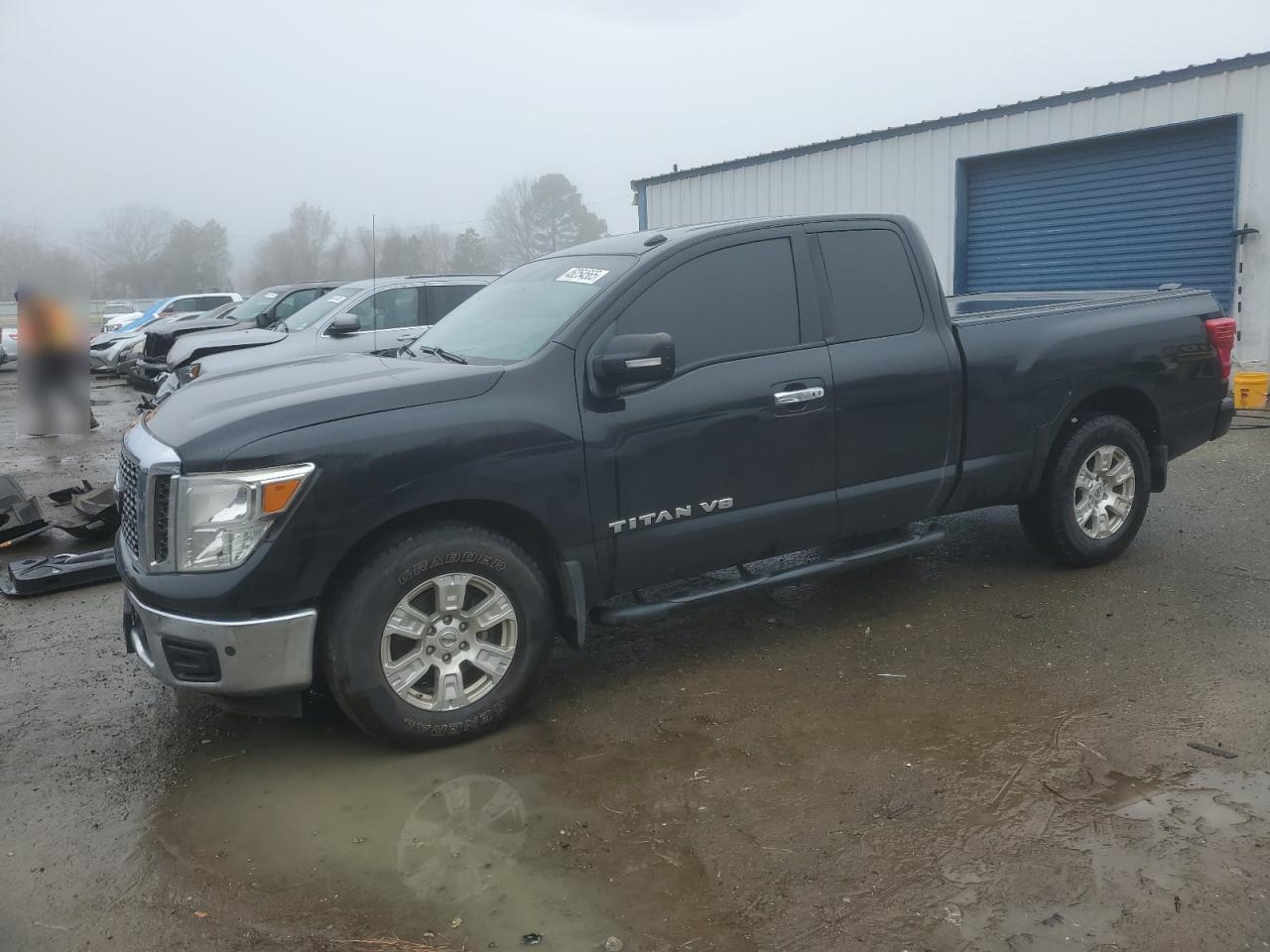 2018 NISSAN TITAN SV