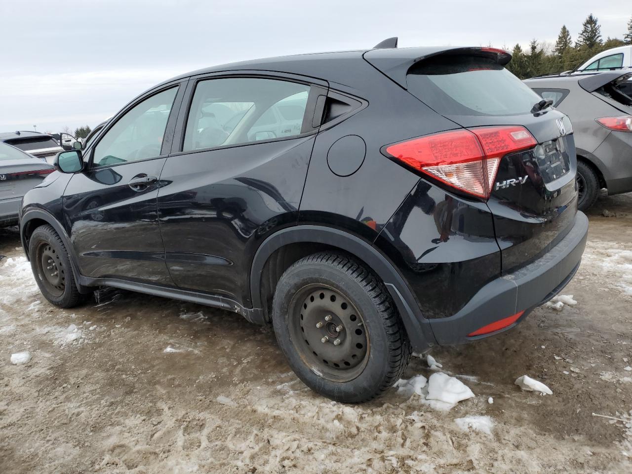 2018 HONDA HR-V LX - Image 2